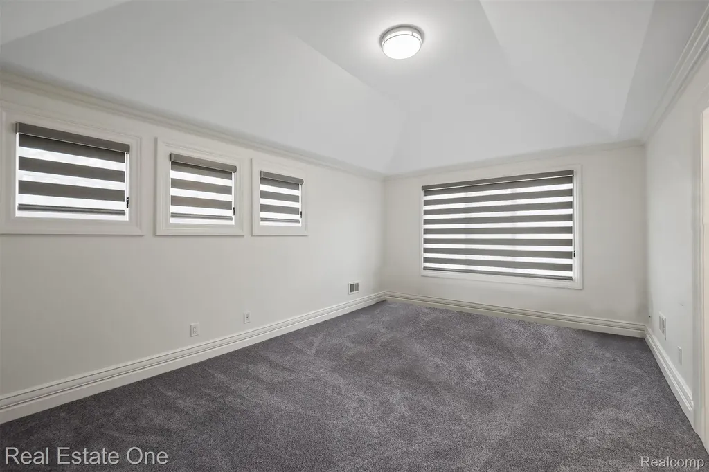 1343 Orchard Ridge Road Bloomfield Hills City MI 48304