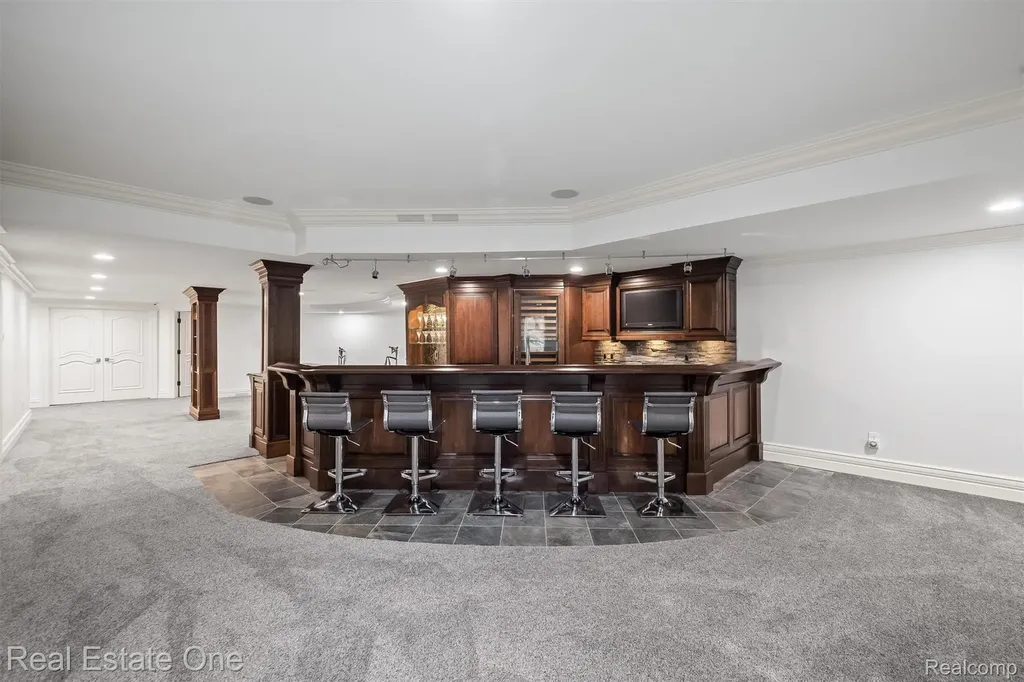 1343 Orchard Ridge Road Bloomfield Hills City MI 48304