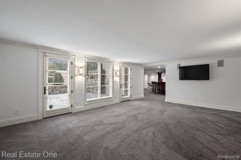 1343 Orchard Ridge Road Bloomfield Hills City MI 48304