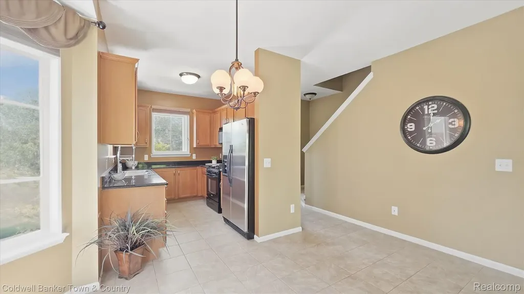 28294 Cottage Lane Lyon Charter Township MI 48165