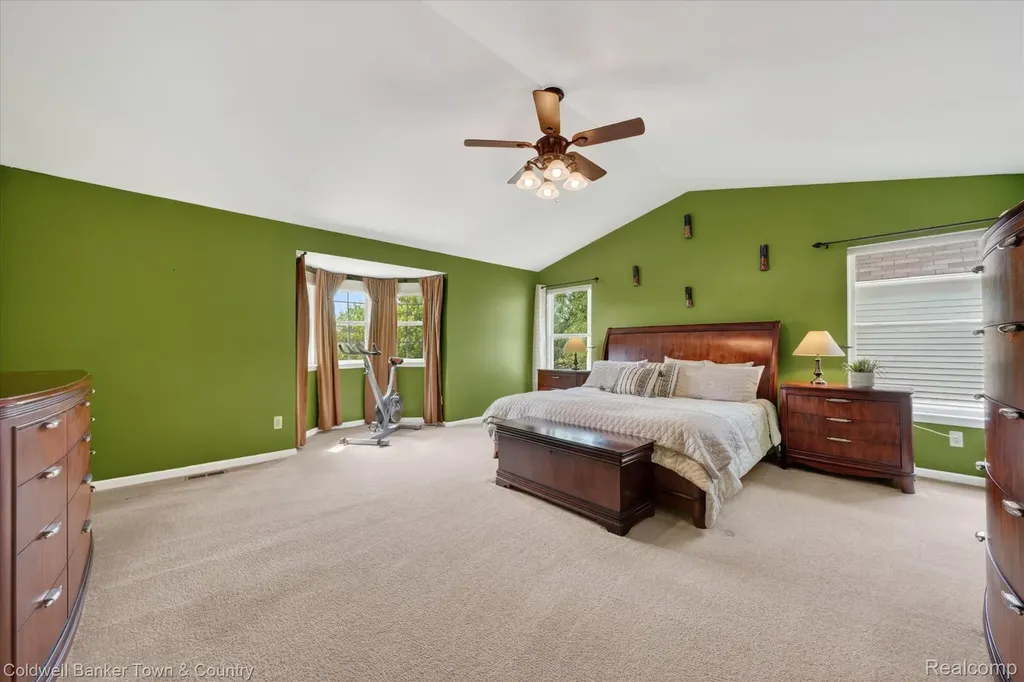 28294 Cottage Lane Lyon Charter Township MI 48165