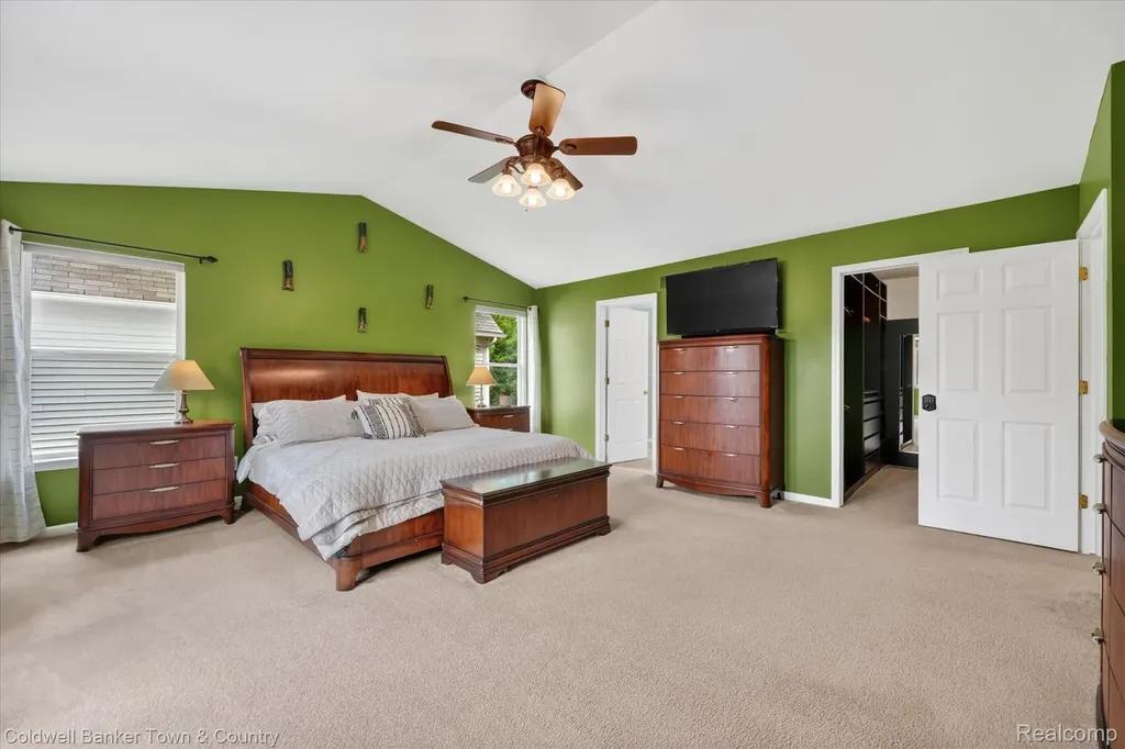 28294 Cottage Lane Lyon Charter Township MI 48165