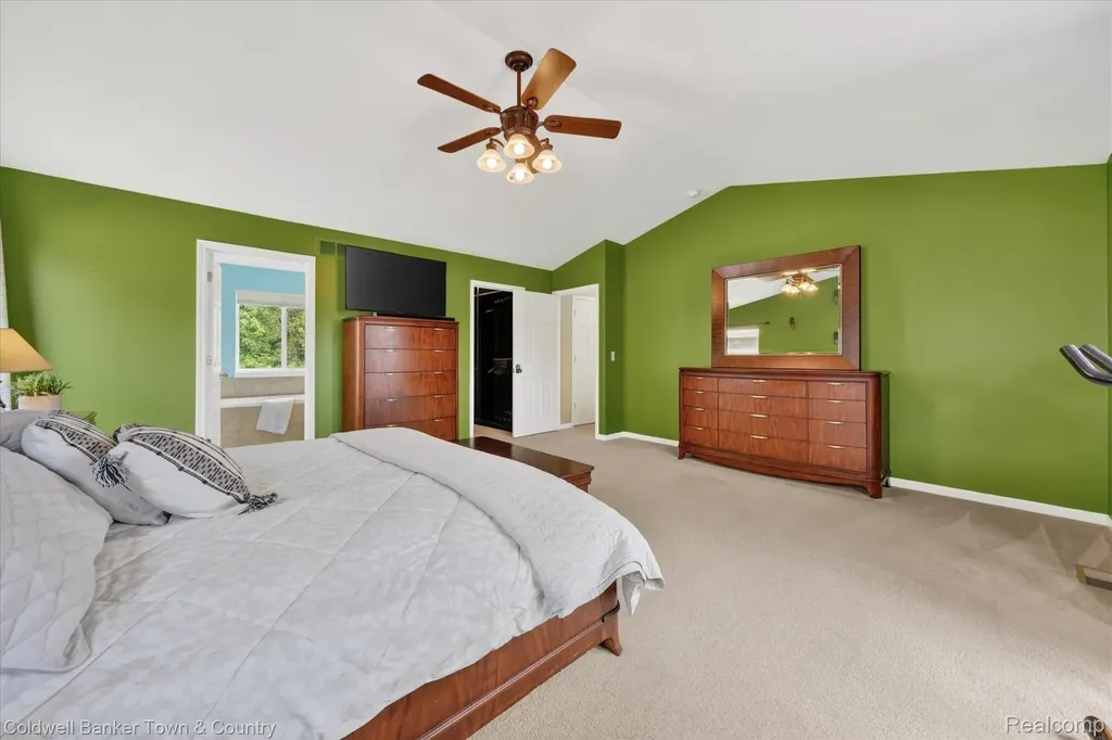 28294 Cottage Lane Lyon Charter Township MI 48165
