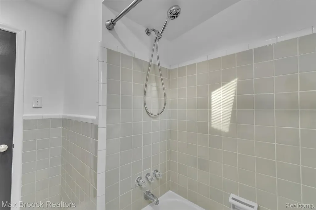 1257 S. Eton Birmingham City MI 48009