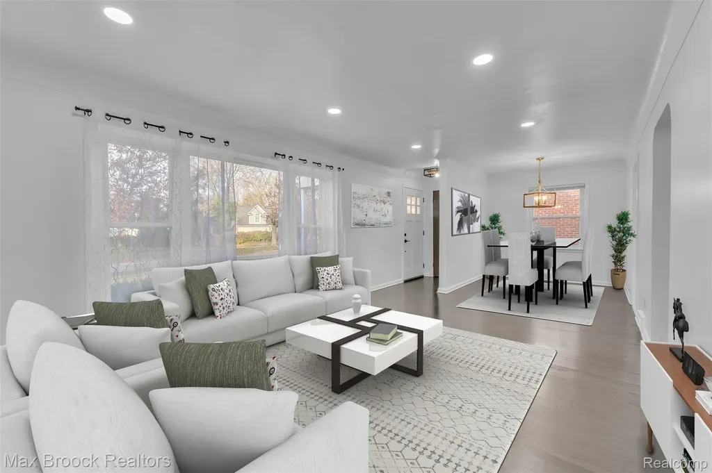 1257 S. Eton Birmingham City MI 48009