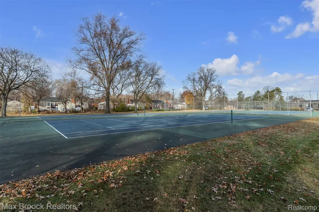 1257 S. Eton Birmingham City MI 48009