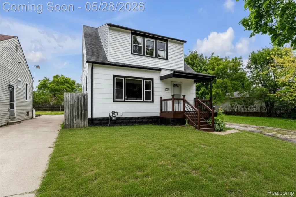45 E Rutgers Avenue Pontiac City MI 48340
