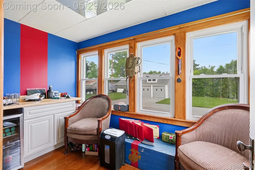24248 Hayes Avenue Eastpointe City MI 48021