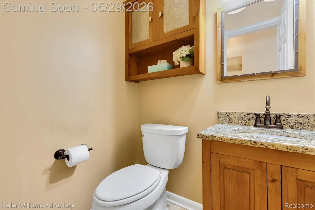 15566 Liverpool Street Livonia City MI 48154