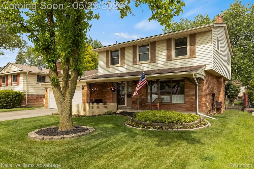 15566 Liverpool Street Livonia City MI 48154