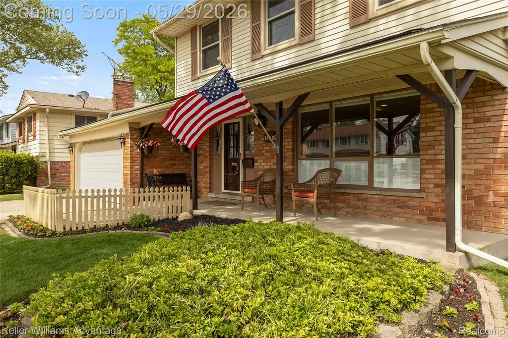 15566 Liverpool Street Livonia City MI 48154