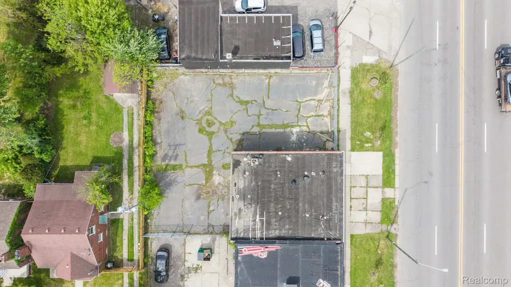 18311 - 18327 W Warren Avenue Detroit City MI 48228