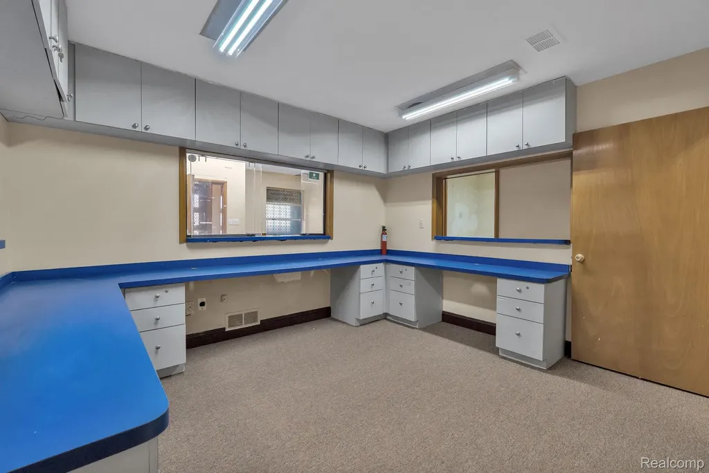 18311 - 18327 W Warren Avenue Detroit City MI 48228