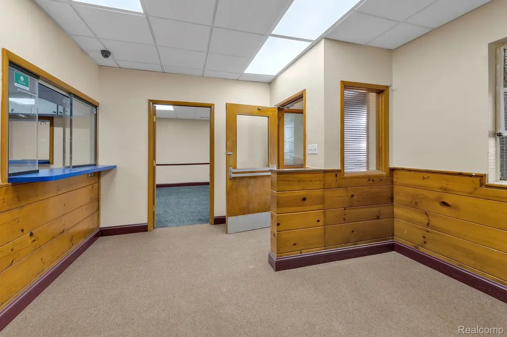 18311 - 18327 W Warren Avenue Detroit City MI 48228