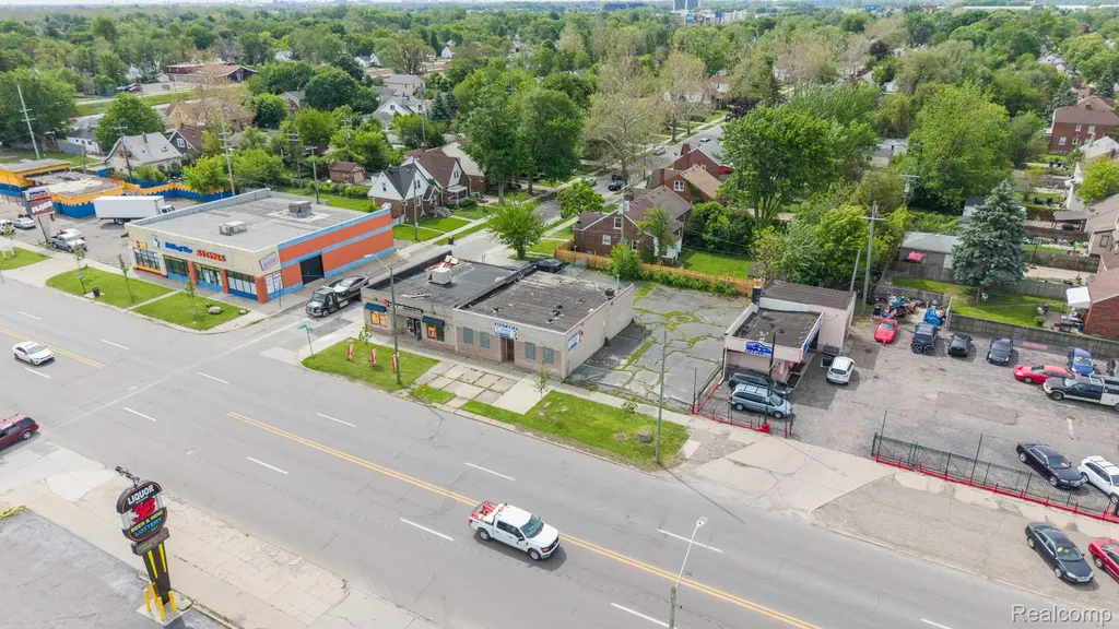 18311 - 18327 W Warren Avenue Detroit City MI 48228