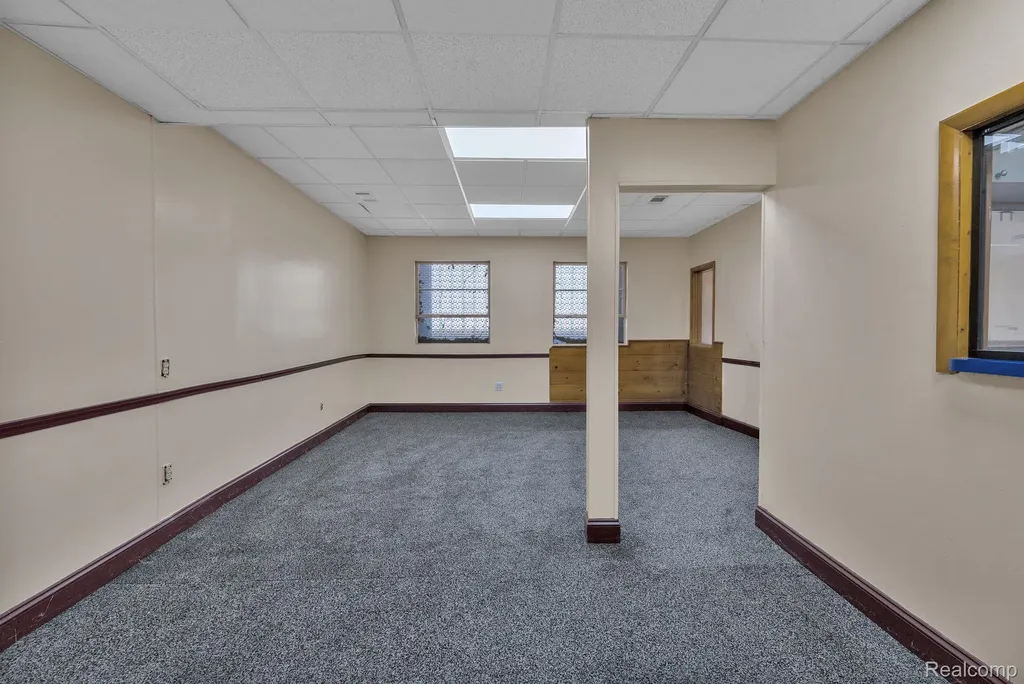 18311 - 18327 W Warren Avenue Detroit City MI 48228