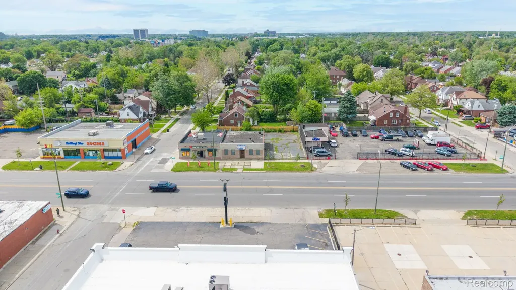 18311 - 18327 W Warren Avenue Detroit City MI 48228