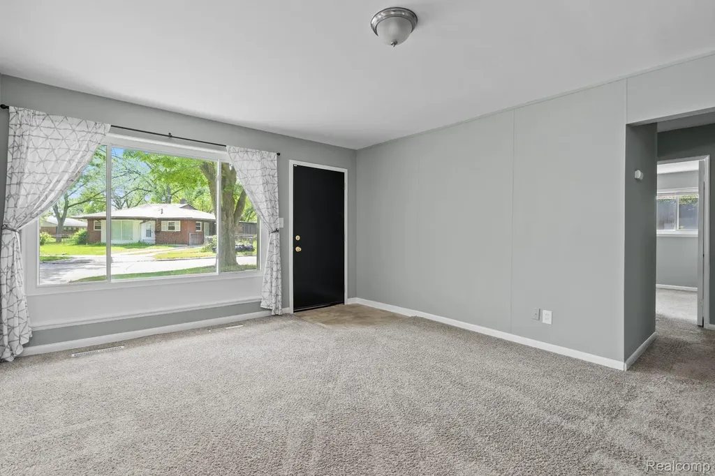 21951 Morton Street Oak Park City MI 48237