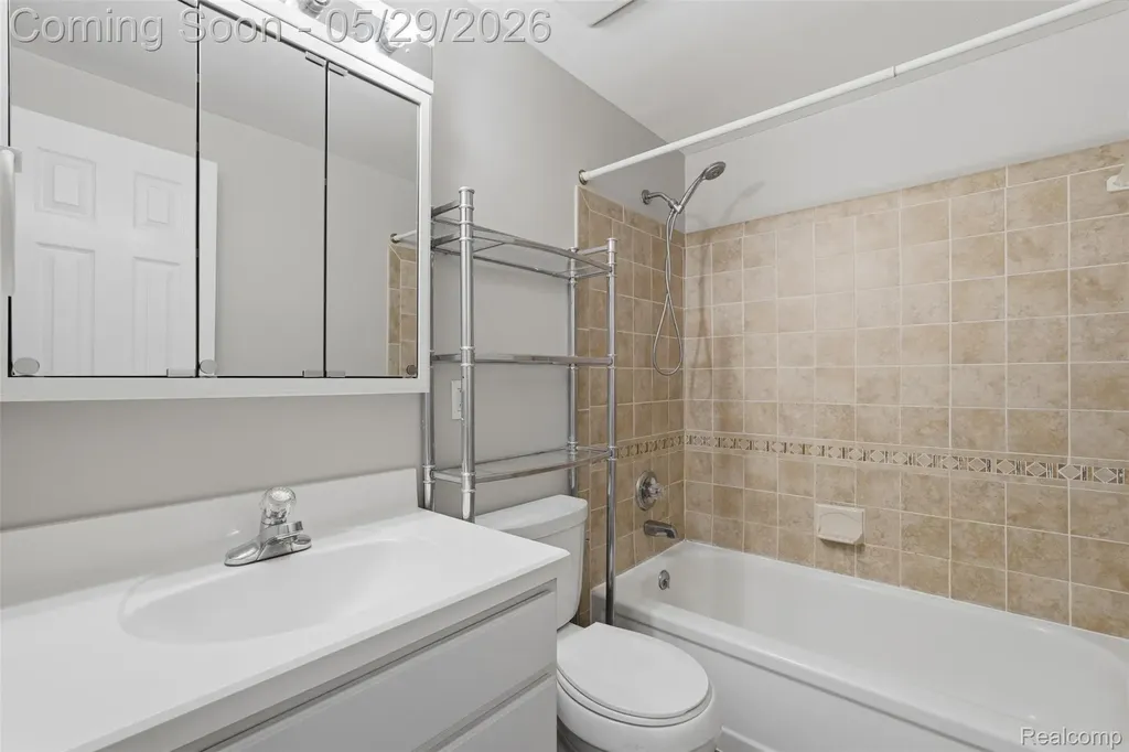 356 Hartman Lane Saline City MI 48176