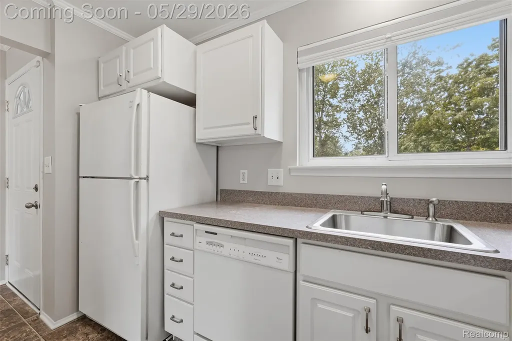 356 Hartman Lane Saline City MI 48176