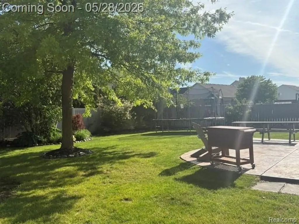 25820 Timber Creek Lane Brownstown Charter Township MI 48134