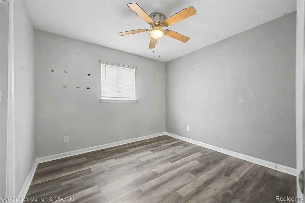 213 Suburban Street Ecorse City MI 48229