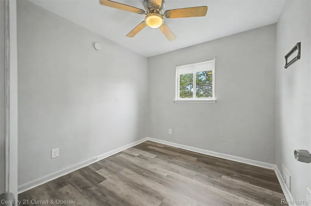 213 Suburban Street Ecorse City MI 48229