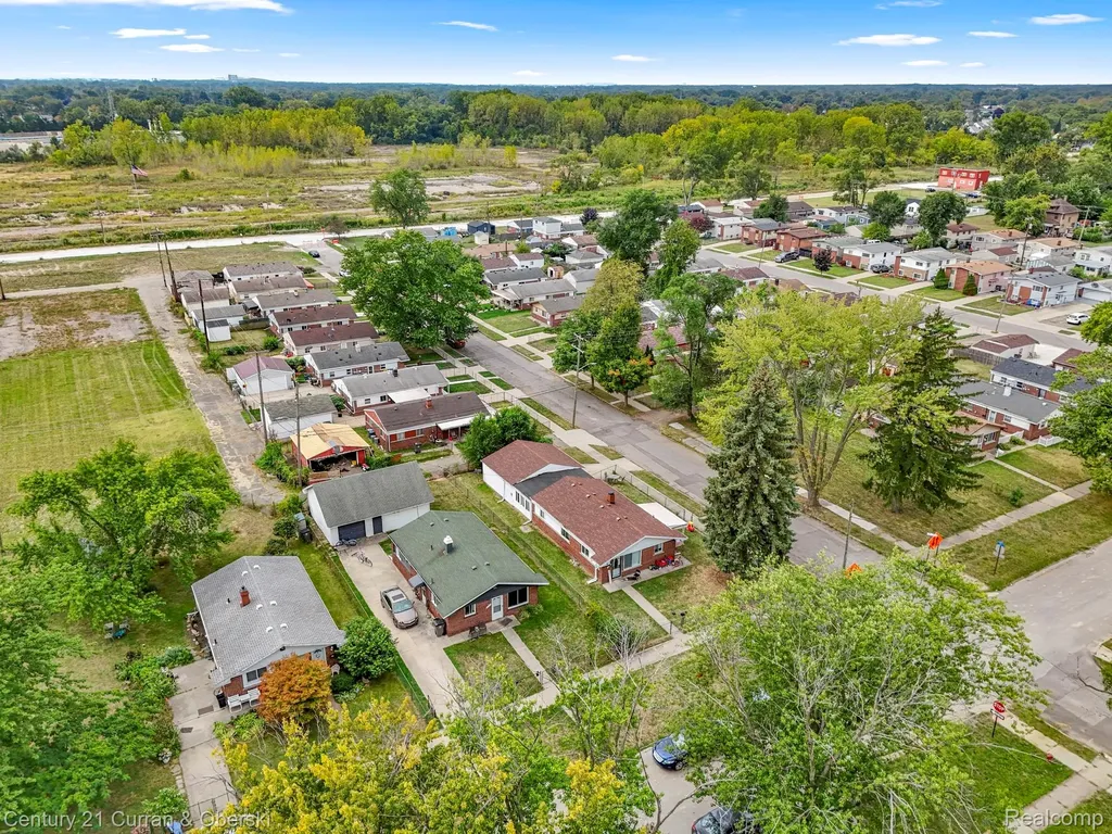 213 Suburban Street Ecorse City MI 48229