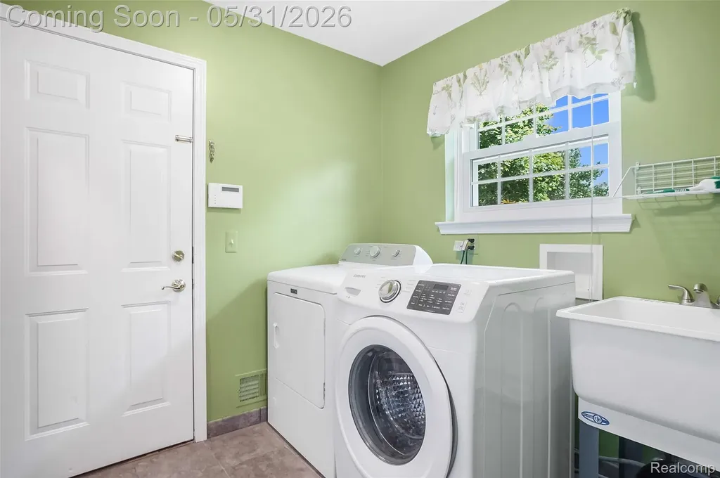 1170 Arabian Court South Lyon City MI 48178