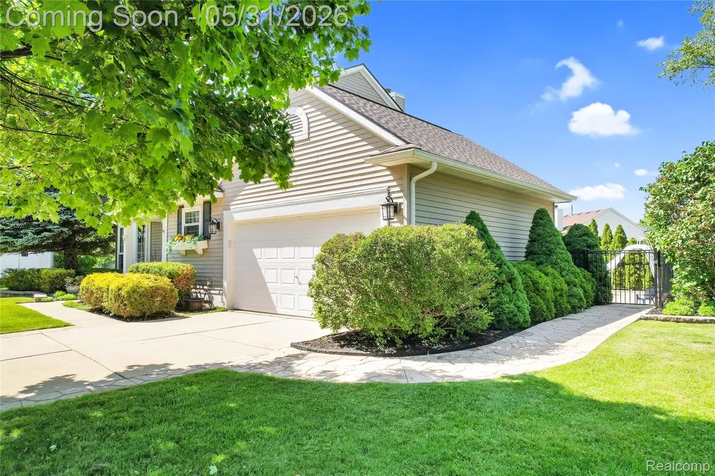 1170 Arabian Court South Lyon City MI 48178