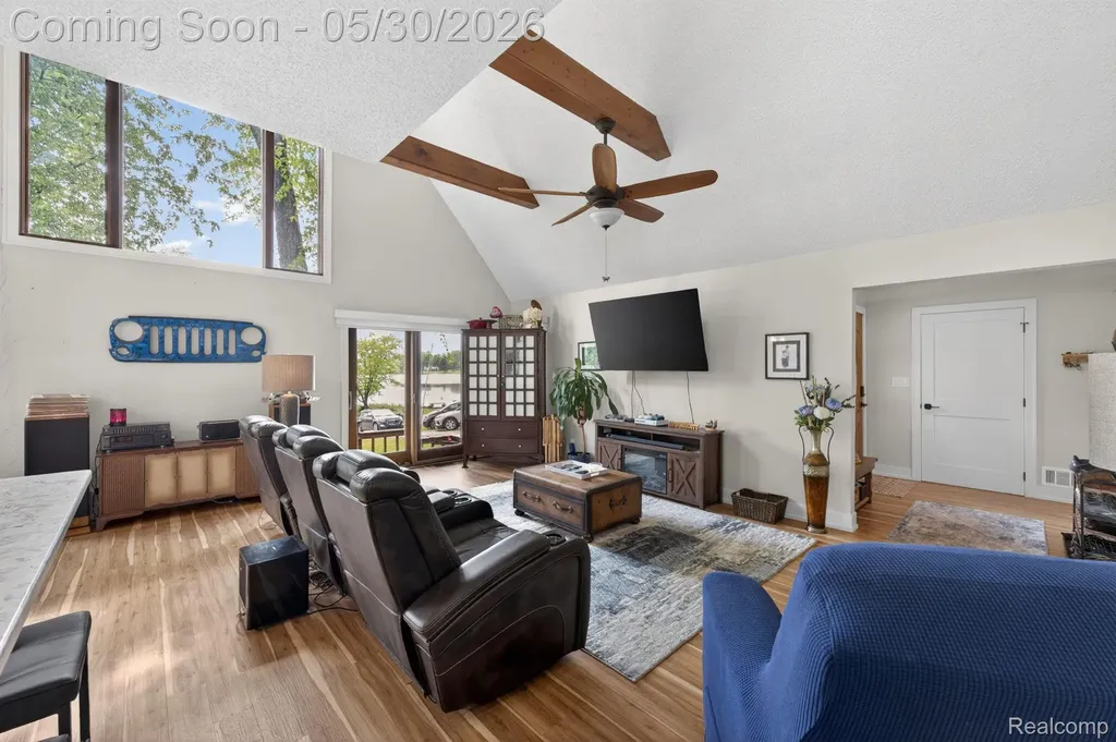 1280 Petts Road Fenton Charter Township MI 48430