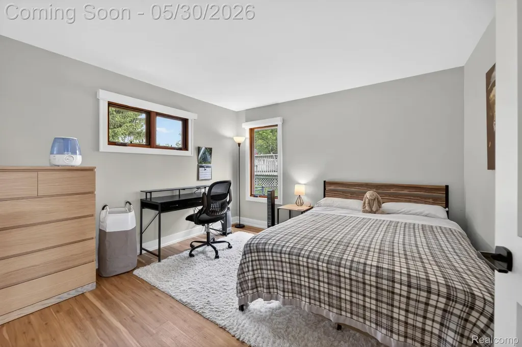 1280 Petts Road Fenton Charter Township MI 48430