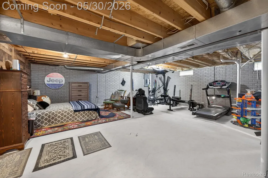 1280 Petts Road Fenton Charter Township MI 48430