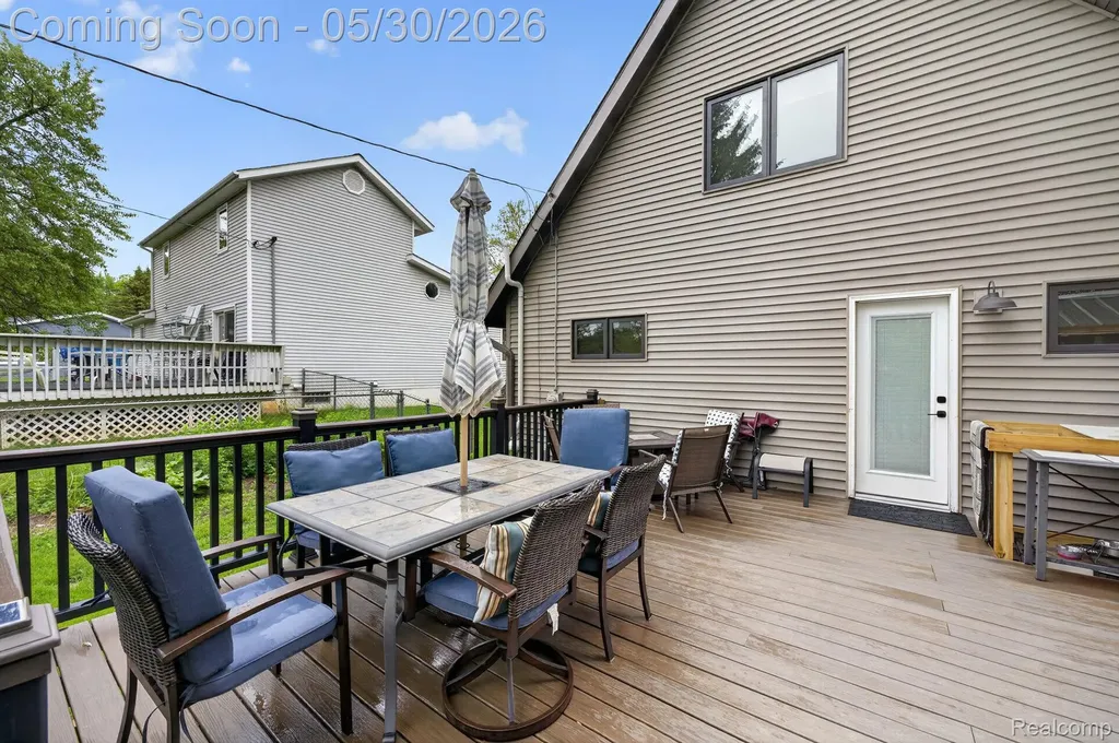 1280 Petts Road Fenton Charter Township MI 48430
