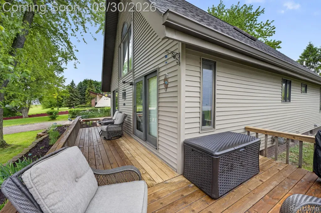 1280 Petts Road Fenton Charter Township MI 48430