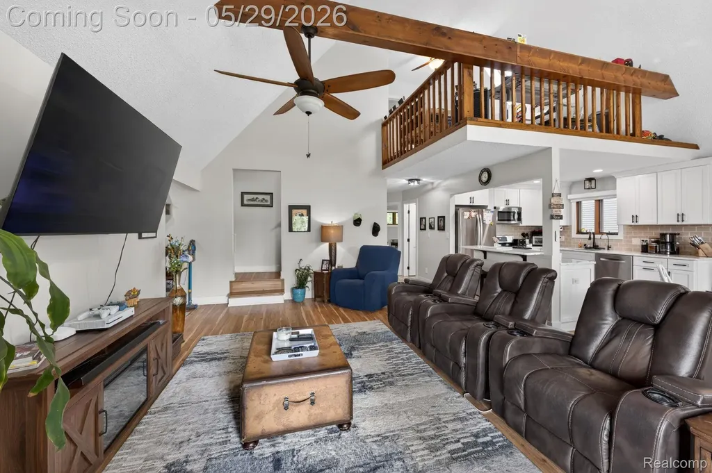 1280 Petts Road Fenton Charter Township MI 48430