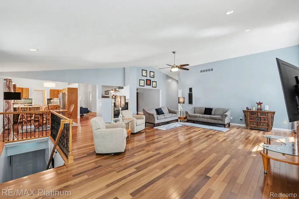 535 Wolfe Road Groveland Township MI 48462