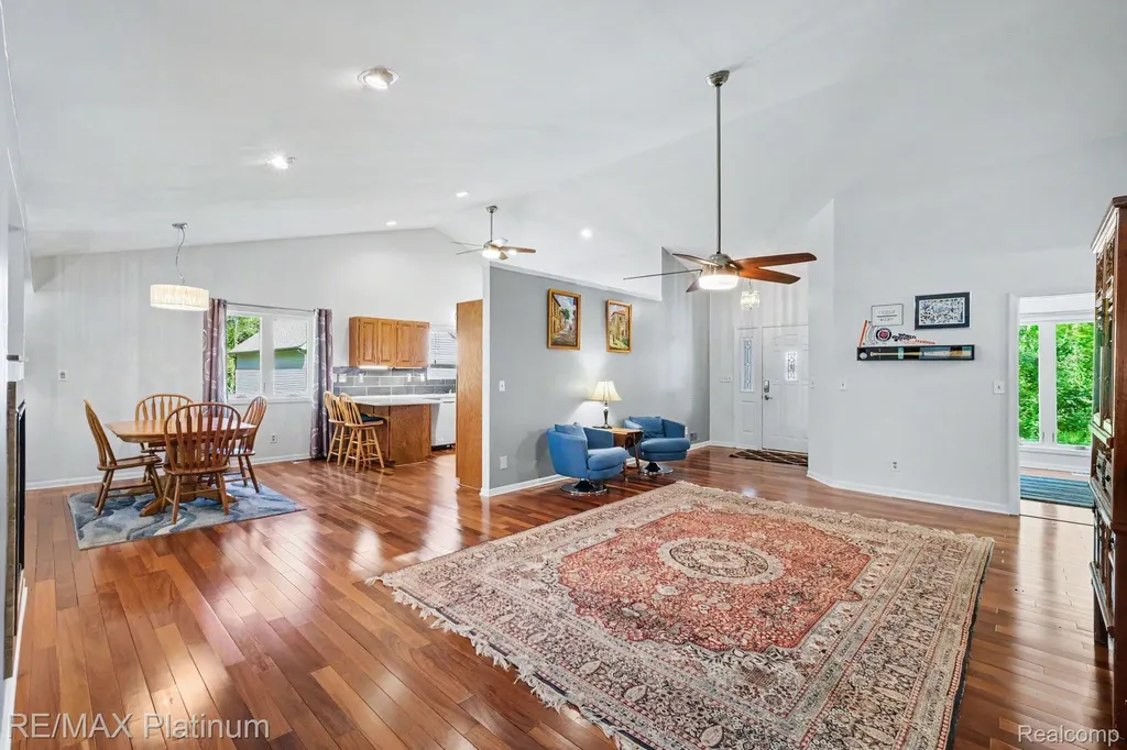 535 Wolfe Road Groveland Township MI 48462