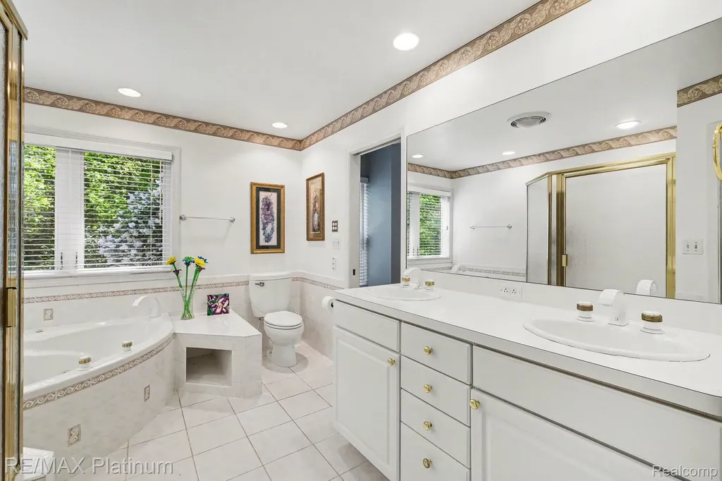 535 Wolfe Road Groveland Township MI 48462