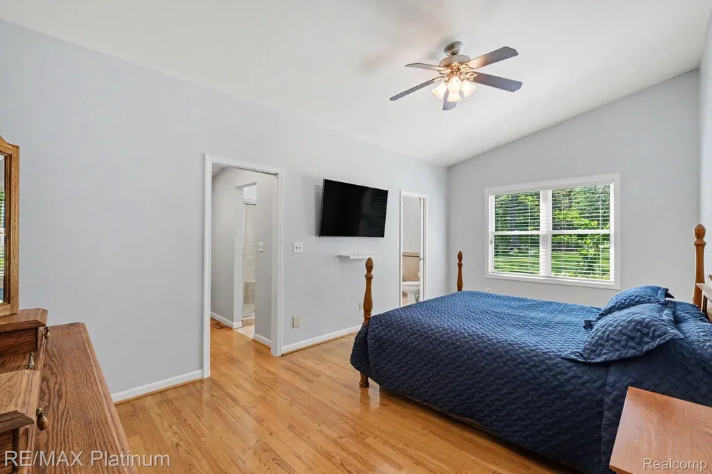 535 Wolfe Road Groveland Township MI 48462