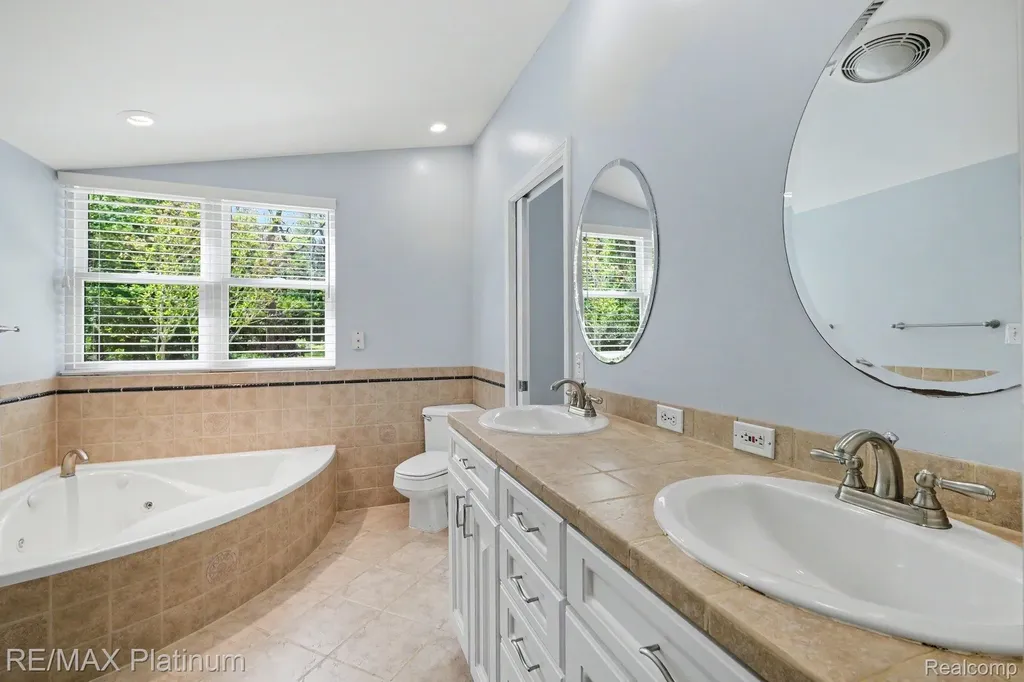 535 Wolfe Road Groveland Township MI 48462