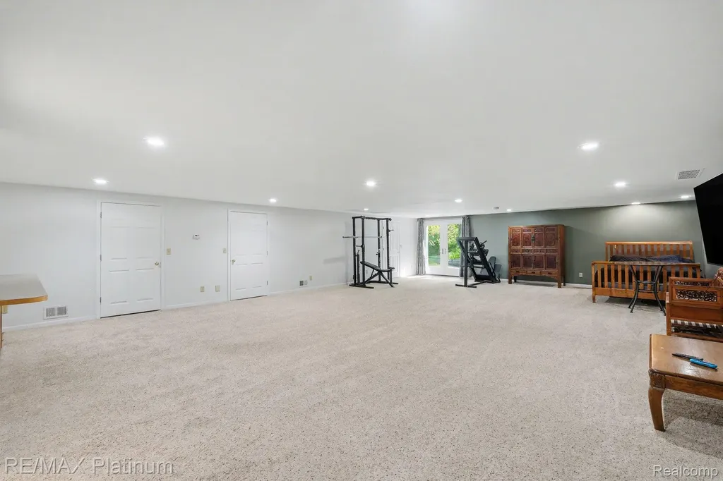 535 Wolfe Road Groveland Township MI 48462