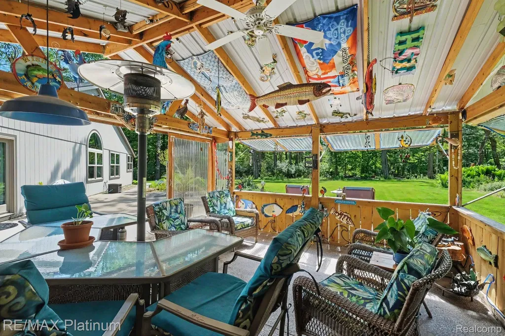 535 Wolfe Road Groveland Township MI 48462