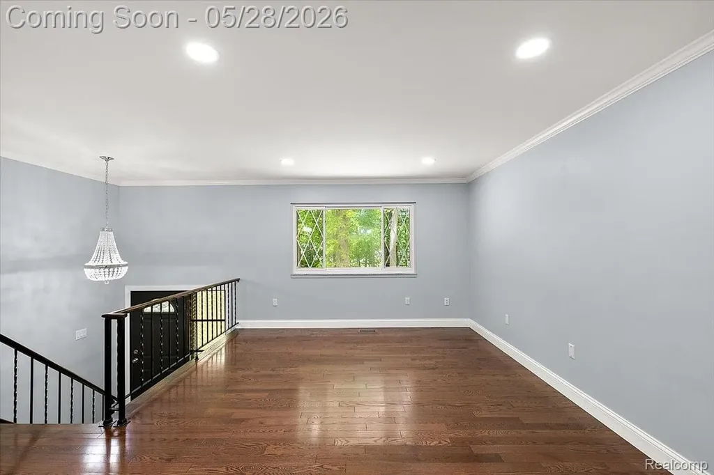 25136 Westmoreland Drive Farmington Hills City MI 48336
