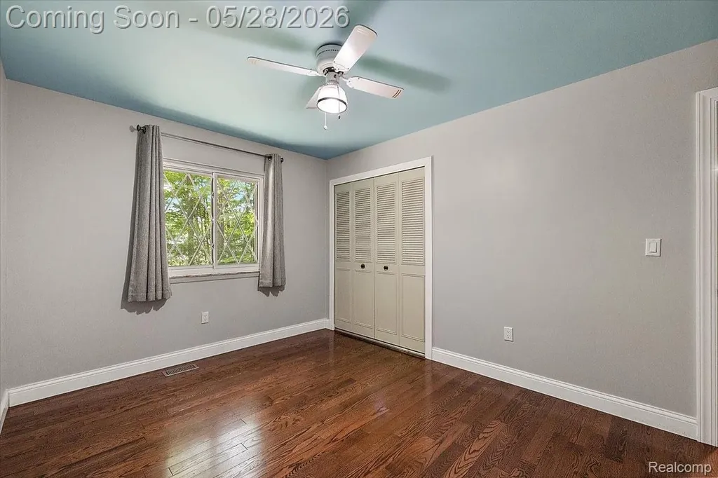 25136 Westmoreland Drive Farmington Hills City MI 48336