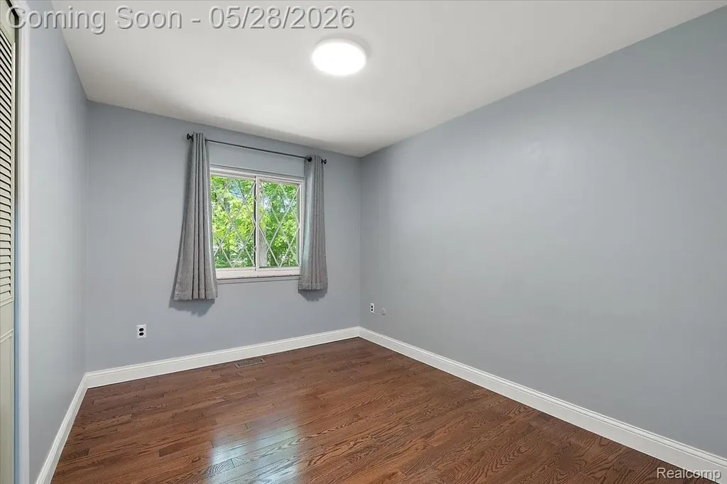 25136 Westmoreland Drive Farmington Hills City MI 48336