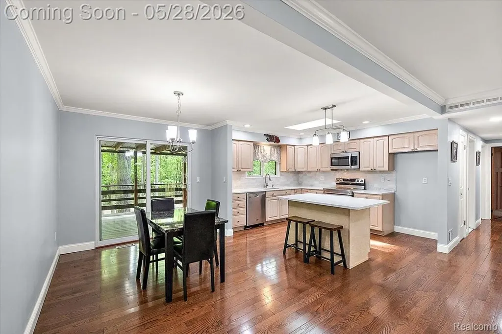 25136 Westmoreland Drive Farmington Hills City MI 48336