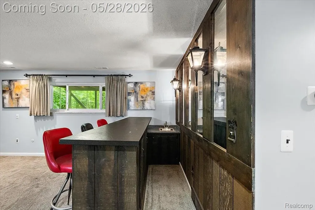 25136 Westmoreland Drive Farmington Hills City MI 48336