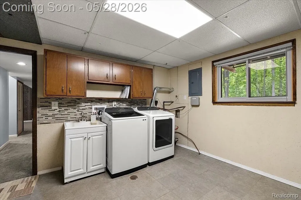 25136 Westmoreland Drive Farmington Hills City MI 48336