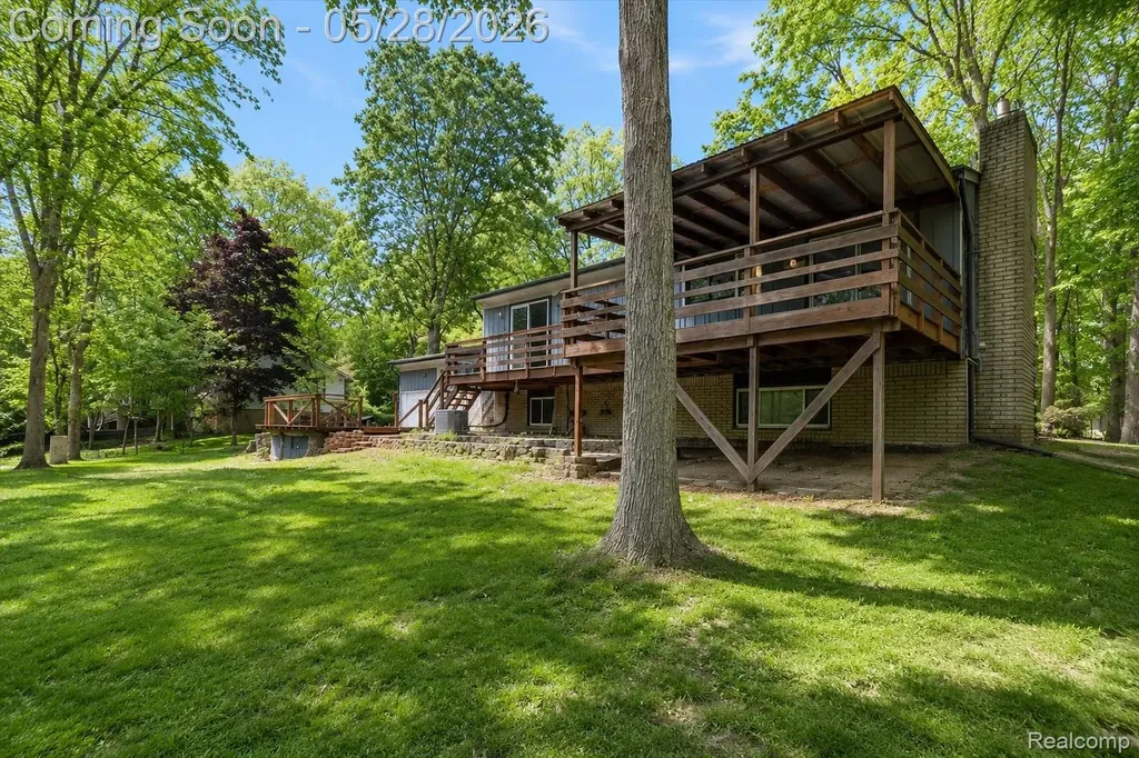 25136 Westmoreland Drive Farmington Hills City MI 48336